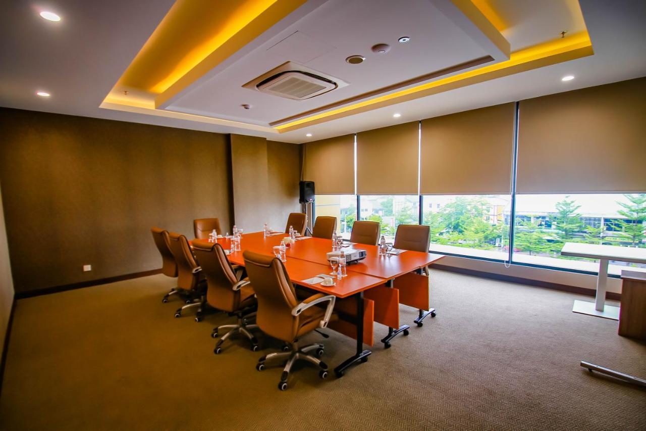 Asialink Hotel Batam By Prasanthi Nagoya Exteriér fotografie